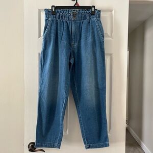 Universal Thread Paper Bag Style Elastic Waist Mom Jeans - Medium fits 8-10